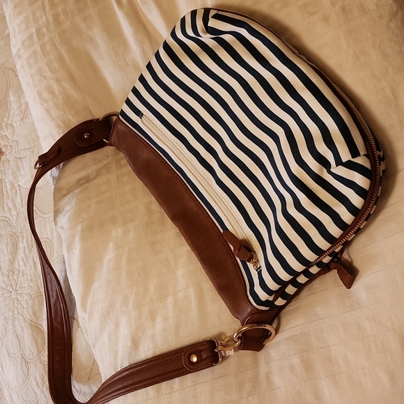 Purse - Picture 5 of 7